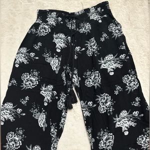 Women’s Flair-Bottom Pants